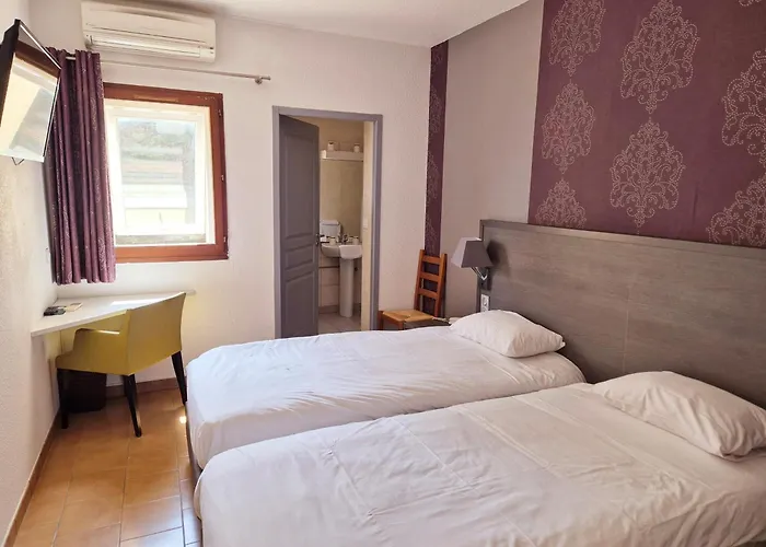 Logis Hotel Le Mistral - Restaurant - Montelimar Sud
