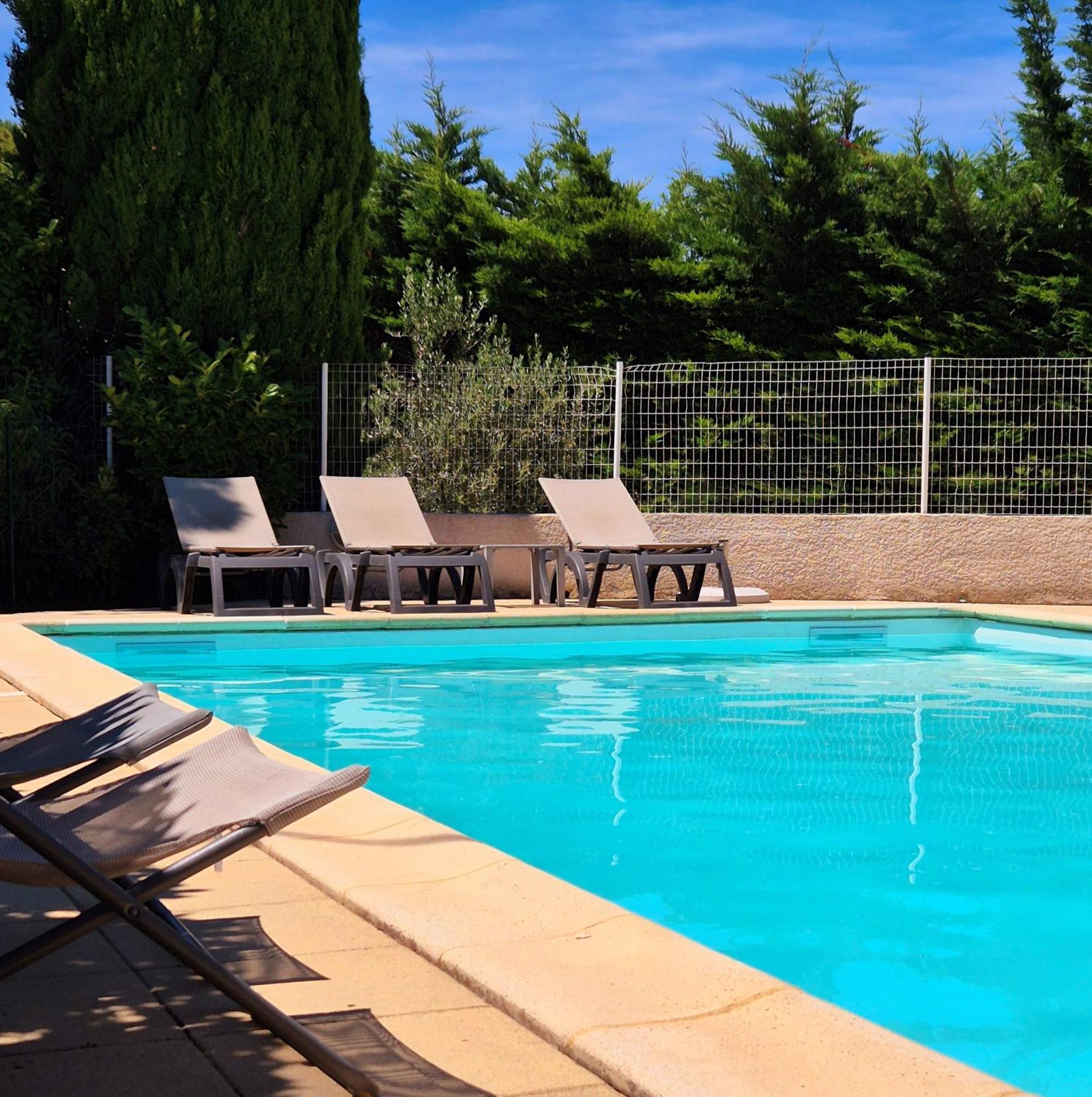 Logis Hotel Le Mistral - Restaurant - Montelimar Sud Châteauneuf-du-Rhône