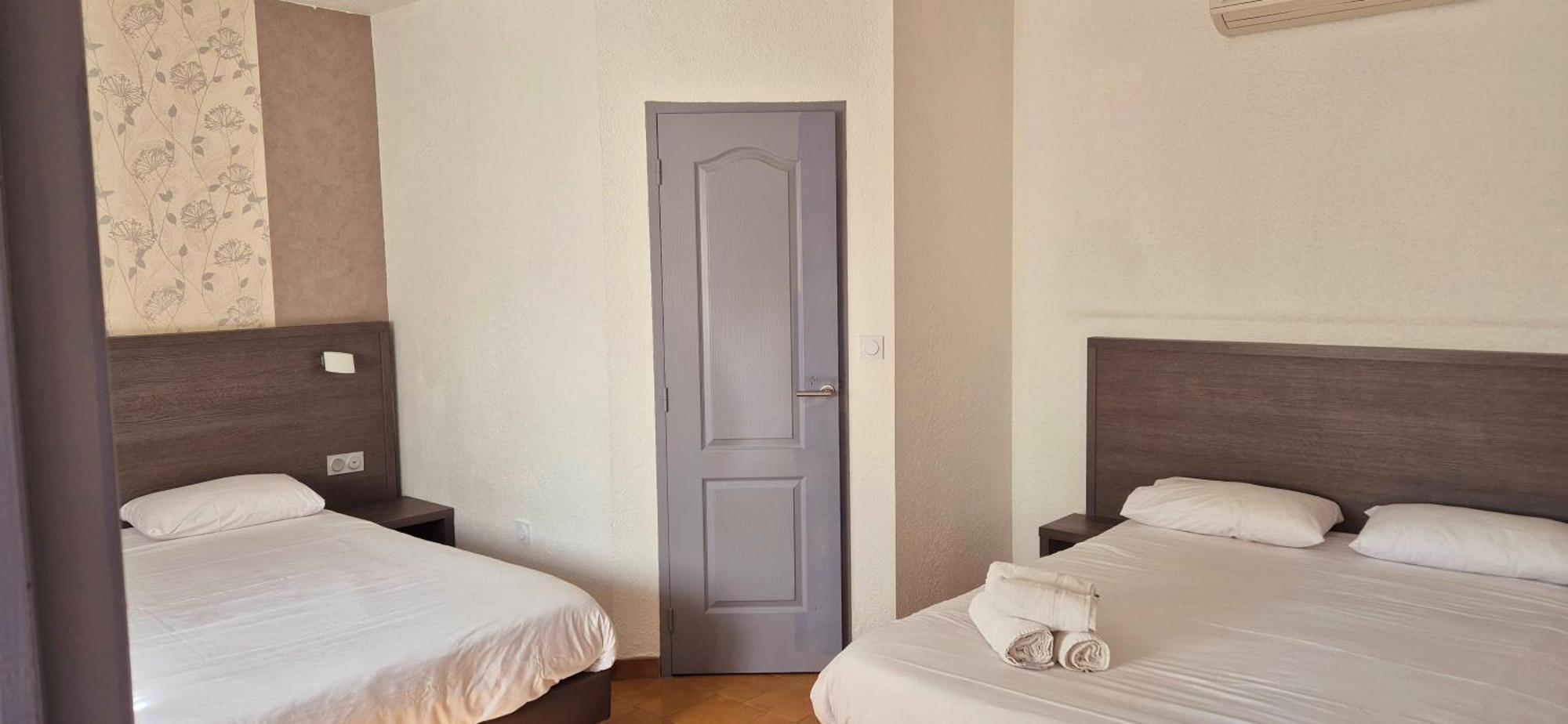 Logis Hotel Le Mistral - Restaurant - Montelimar Sud 3* Châteauneuf-du-Rhône